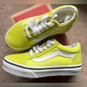 **Brand New** Little Girls Lime/Green Lowtop Vans Size 11